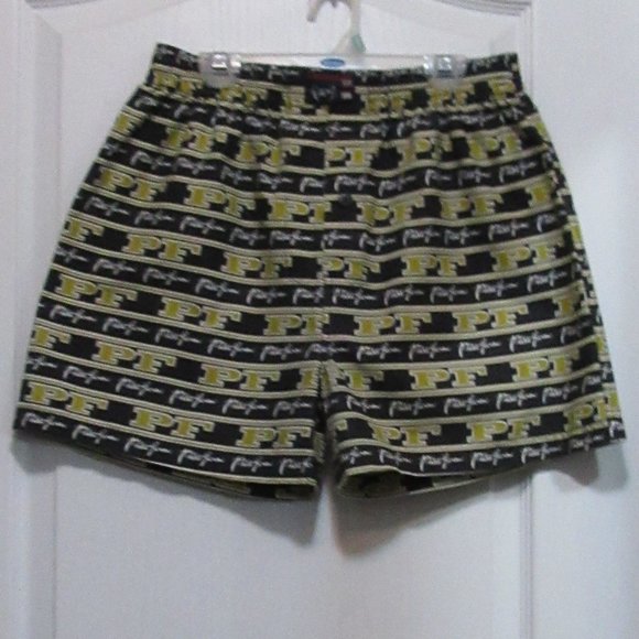 Add To a Bundle of $25.00 and pay $10.00 shorts Farm Phat - Medium 32/ 34 - Picture 9 of 9